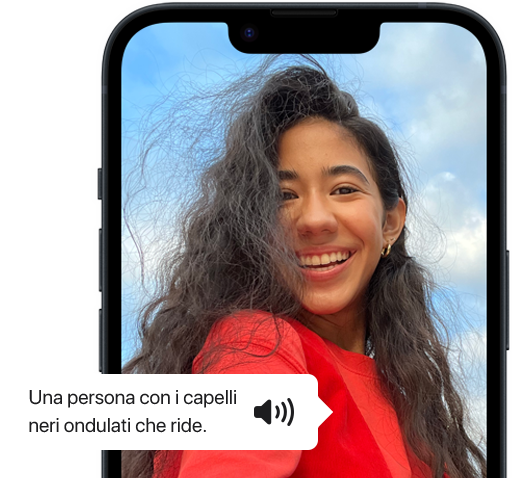 VoiceOver che descrive la foto di una persona su un iPhone.